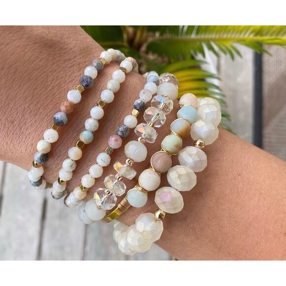 RETAIL $45 Kinsley Armelle Cuff Collection Solar Bracelet*Amazonite*18K Gold Ion - Picture 2 of 2